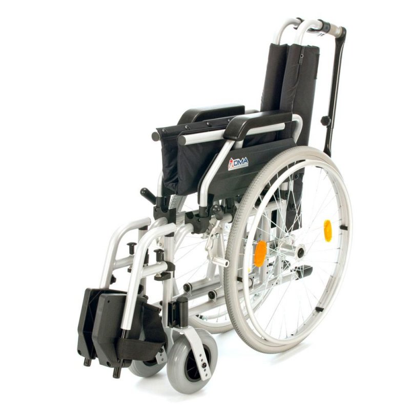 Invalidní vozík s brzdami 108-23—Šířka sedu 51cm