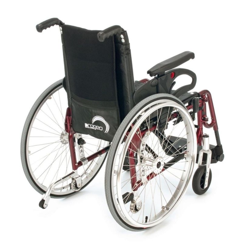 Invalidní vozík odlehčený BASIC LIGHT PLUS RED—Šířka sedu 36cm