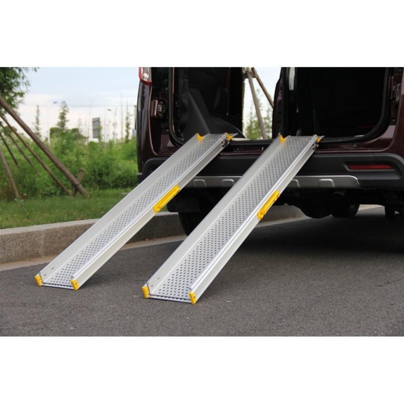 Nájezdové rampy teleskopické MR 107 (210 CM)—Balení obsahuje 1 pár (2ks)