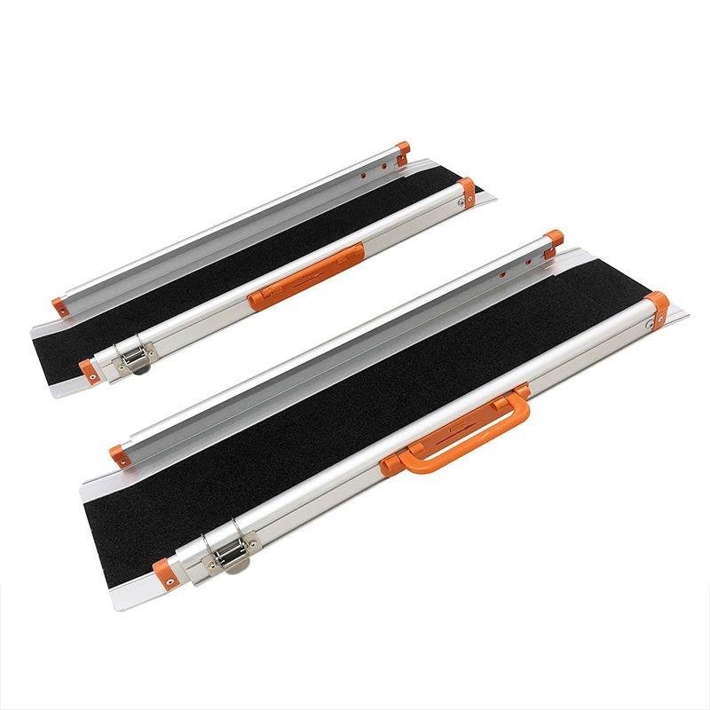 Nájezdové rampy teleskopické MR 207N (210 CM)—Balení obsahuje 1 pár (2ks)