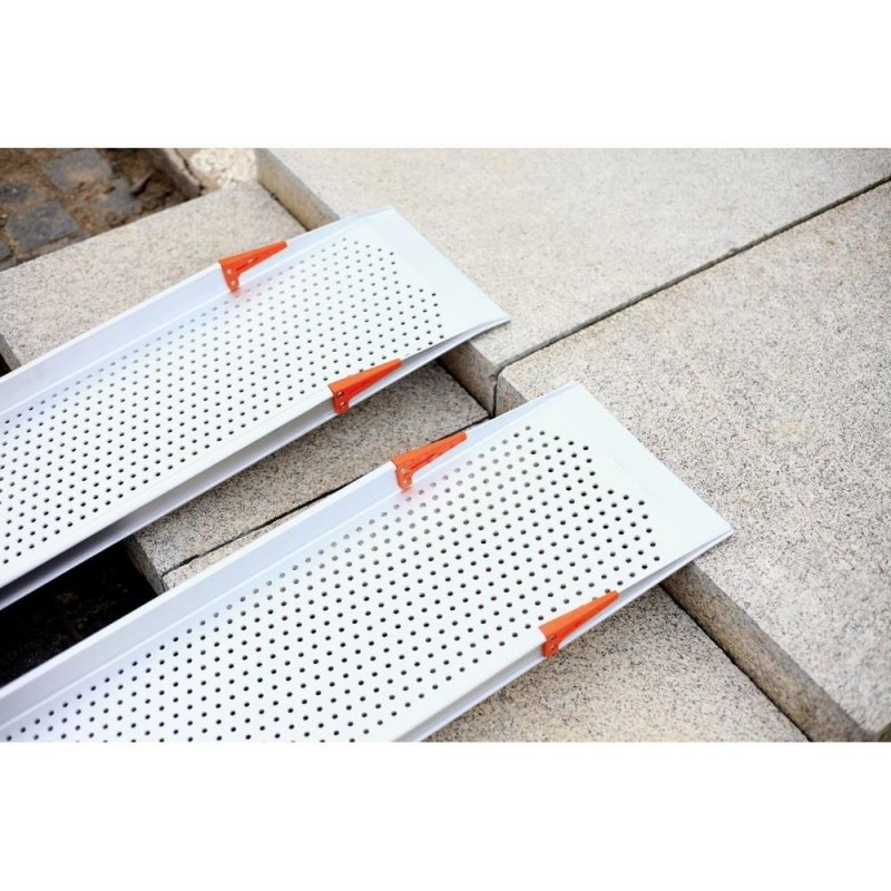 Nájezdové rampy teleskopické MR 107W (ŠIROKÉ)—Balení obsahuje 1 pár (2ks)