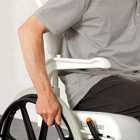 Pojízdné toaletní a sprchové křeslo Etac CLEAN 24"—Barva bílá