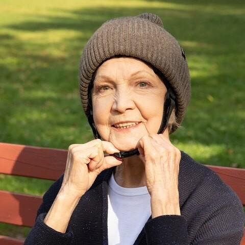 Ochranná přilba Ribcap Iggy—Velikost M, hnědá barva