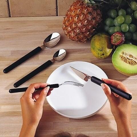 Ergonomické příbory se štíhlou prodlou. rukojetí—Vidlička