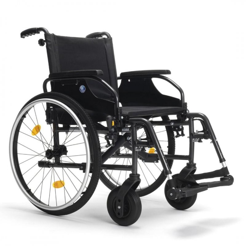 Vozík mechanický odlehčený D200—Šířka sedu 38 cm