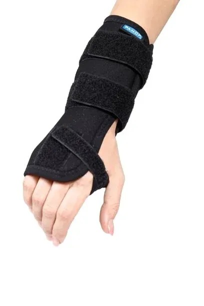 Panop ortéza zápěstí krátká PAN 5.01 - S levá—Ortéza k fixaci zápěstí s dlahou krátká