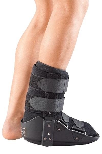 Statická pooperační ortéza protect.Walker boot—Velikost M - krátká