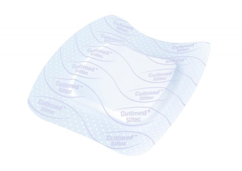 Pěnové krytí CUTIMED SILTEC B—10 cm x 10 cm(6 cm x 6 cm), 10ks