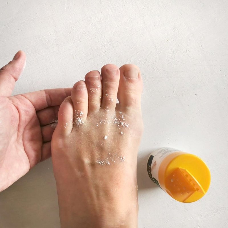 302 Zásyp na nohy ANTIMIKROBIÁLNÍ 50g