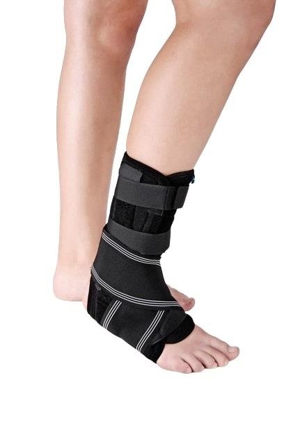 Panop ortéza hlezna s dlahami PAN 8.02 - XXL—Ortéza hlezna rozepinatelná s bočními dlahami a elastickým fixačním páskem