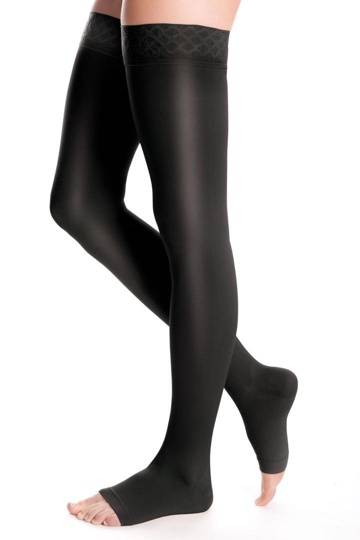 Stehenní punčochy s krajkou MAXIS BRILLANT (II.KT)—Velikost 7, barva černá, délka krátká, bez špice