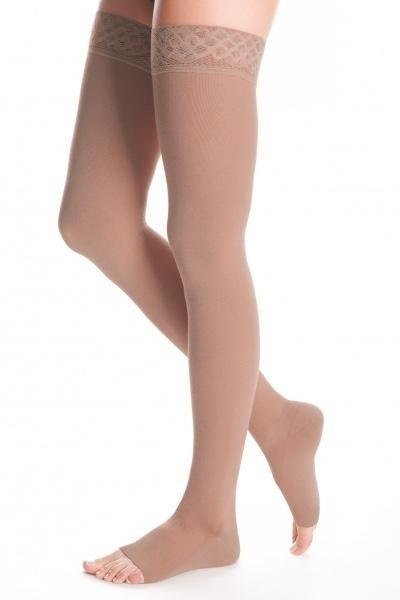 Stehenní punčochy s krajkou MAXIS COTTON

 (II.KT)—Velikost 7, barva bronz, délka normal, bez špice