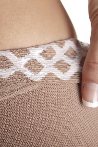 Stehenní punčochy s krajkou MAXIS COTTON (II.KT)—Velikost 5+, barva bronz, délka krátká, bez špice