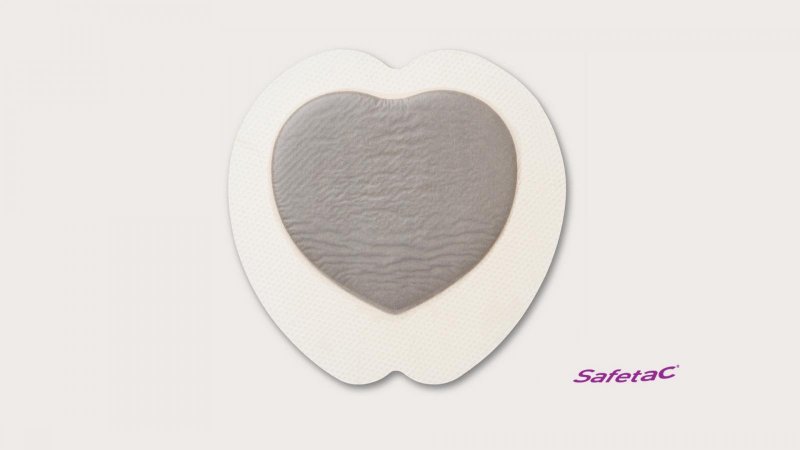 Mepilex Border Sacrum Ag, 18 x 18 cm, 5 ks—Samolepící absorpční krytí s technologií Safetac