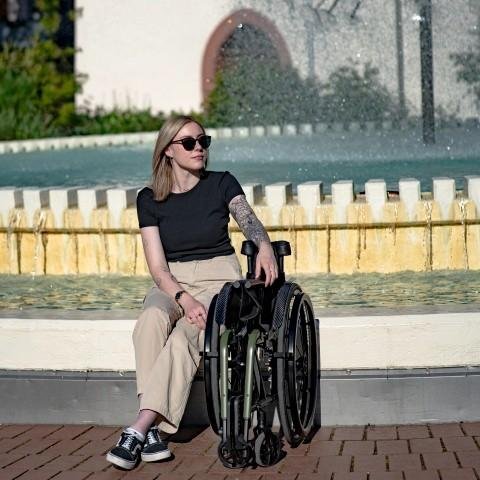 Aktivní invalidní vozík FEMTO S 1.186—Se skládacím rámem
