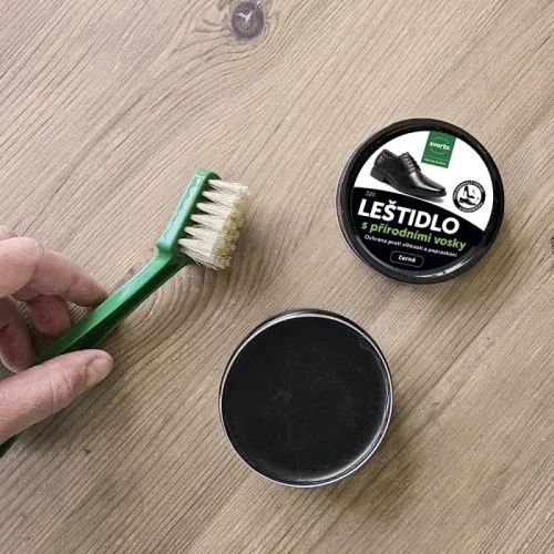 320 Leštidlo s přírodními vosky 75ml černé
