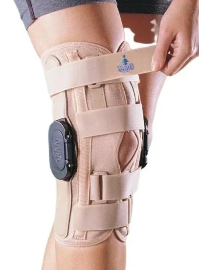 Ortéza kolenní 2137 - XXL—S dvojtým nastavitelným kloubem