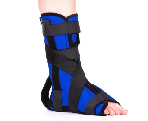 Pevná ortéza hlezna s peroneální dlahou 022—Velikost S