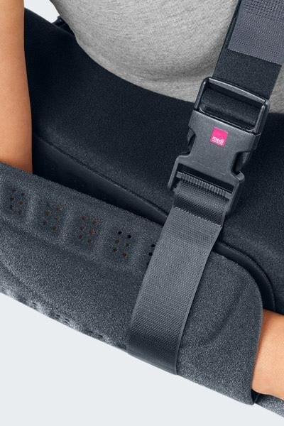 Ortéza s 15° abdukcí mesi SAS 15—Velikost M