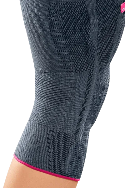 Kolenní bandáž se silikonovou pelotou Genumedi—Velikost VII, stříbrná