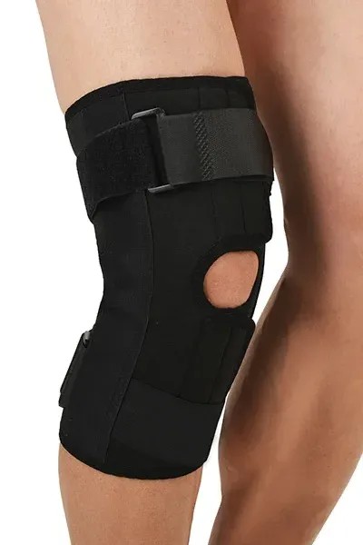 Kolenní ortéza rozepínatelná s kloubem 101C—Velikost 6, neoprenová