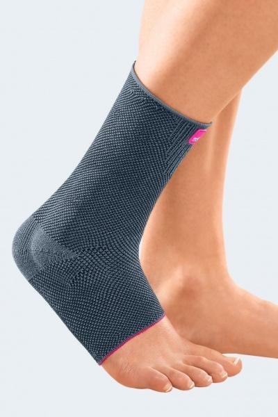 Bandáž hlezenního kloubu Levamed—Velikost III