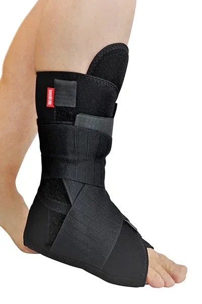 Hlezenní ortéza N60B s křížovým tahem—Velikost 3, výška 19 cm