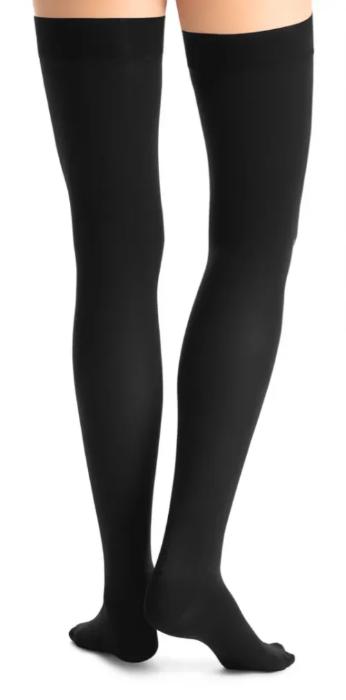 Kompresní stehenní punčochy JOBST Opaque - V—Běžná délka, černá barva, se špicí