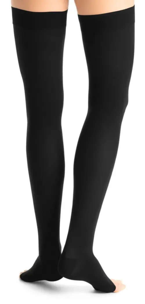 Kompresní stehenní punčochy JOBST Opaque - I—Běžná délka, černá barva, bez špice