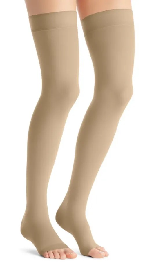 Kompresní stehenní punčochy JOBST Opaque - II—Běžná délka, tělová barva, bez špice
