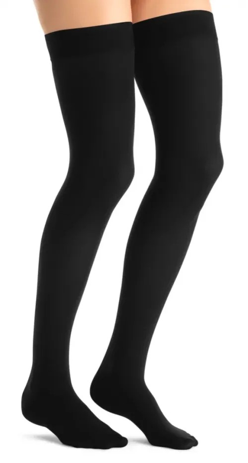 Kompresní stehenní punčochy JOBST Opaque - III—Běžná délka, černá barva, se špicí