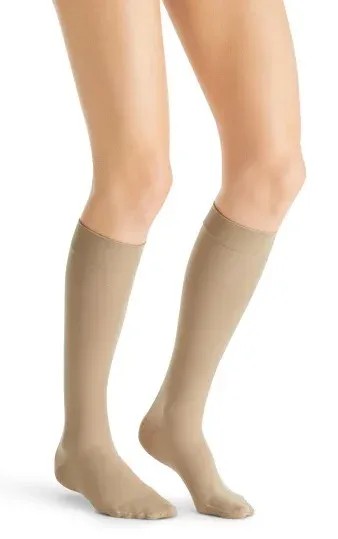 Kompresní lýtkové punčochy JOBST Ultra Sheer - I—Běžná délka, tělová barva, se špicí