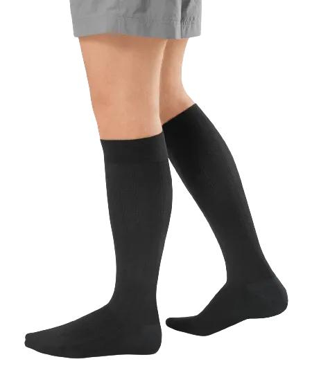 Kompresní lýtkové punčochy JOBST forMen -  IV—Běžná délka, černá barva, se špicí