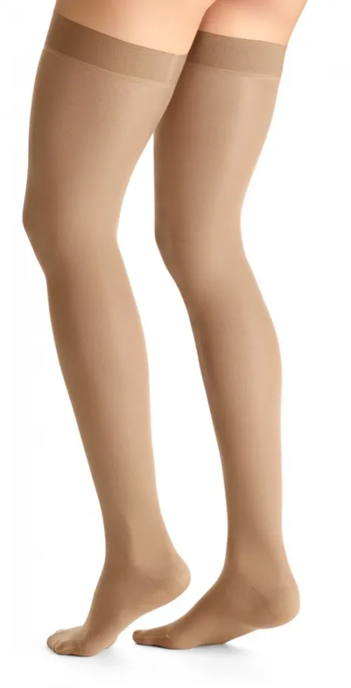 Kompresní stehenní punč. JOBST Ultra Sheer - III—Kratší délka, karamelová barva, se špicí