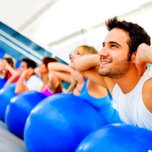 Rehabilitační míč FITNESS RED 55—AGB434-55-RD